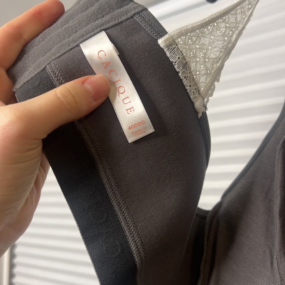 Cacique Bra - Picture 6 of 6